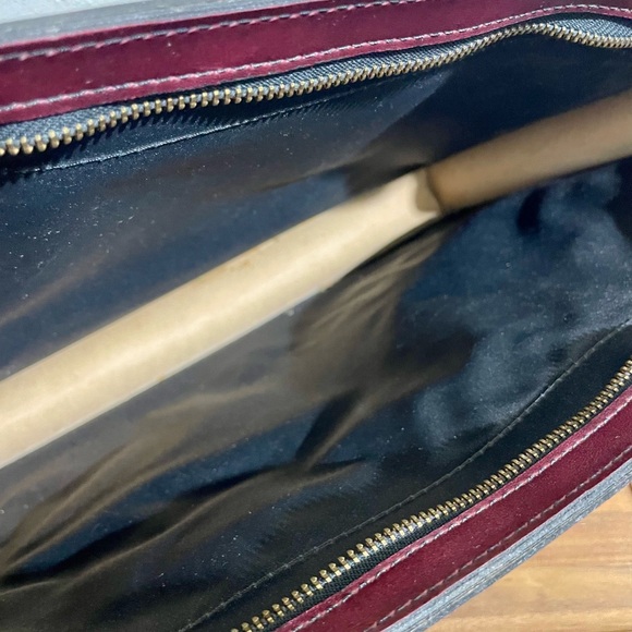 American Portfolio Co Leather Briefcase Burgundy Attaché Case - Picture 8 of 13